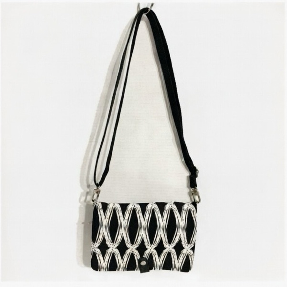 Thirty One Fabric Double Up Crossbody Purse Black Links Black White Organization